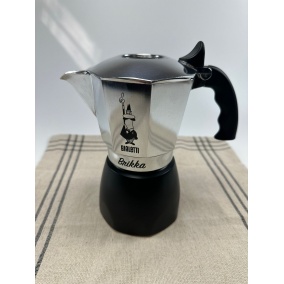 Moka hrniec Bialetti Brikka 4 - POUŽITÝ/ZĽAVENÝ